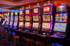 gebyar124 live-dealer table view with balance tracker during baccarat game